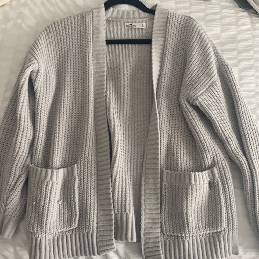 hollister cardigan